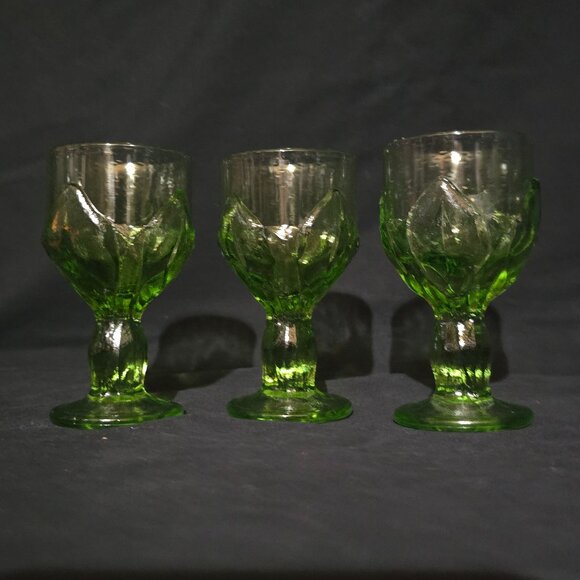 Vtg 1970's USA Franciscan Cabaret Green Glassware Wine Glass 5 1/2" (x3) - Picture 2 of 3